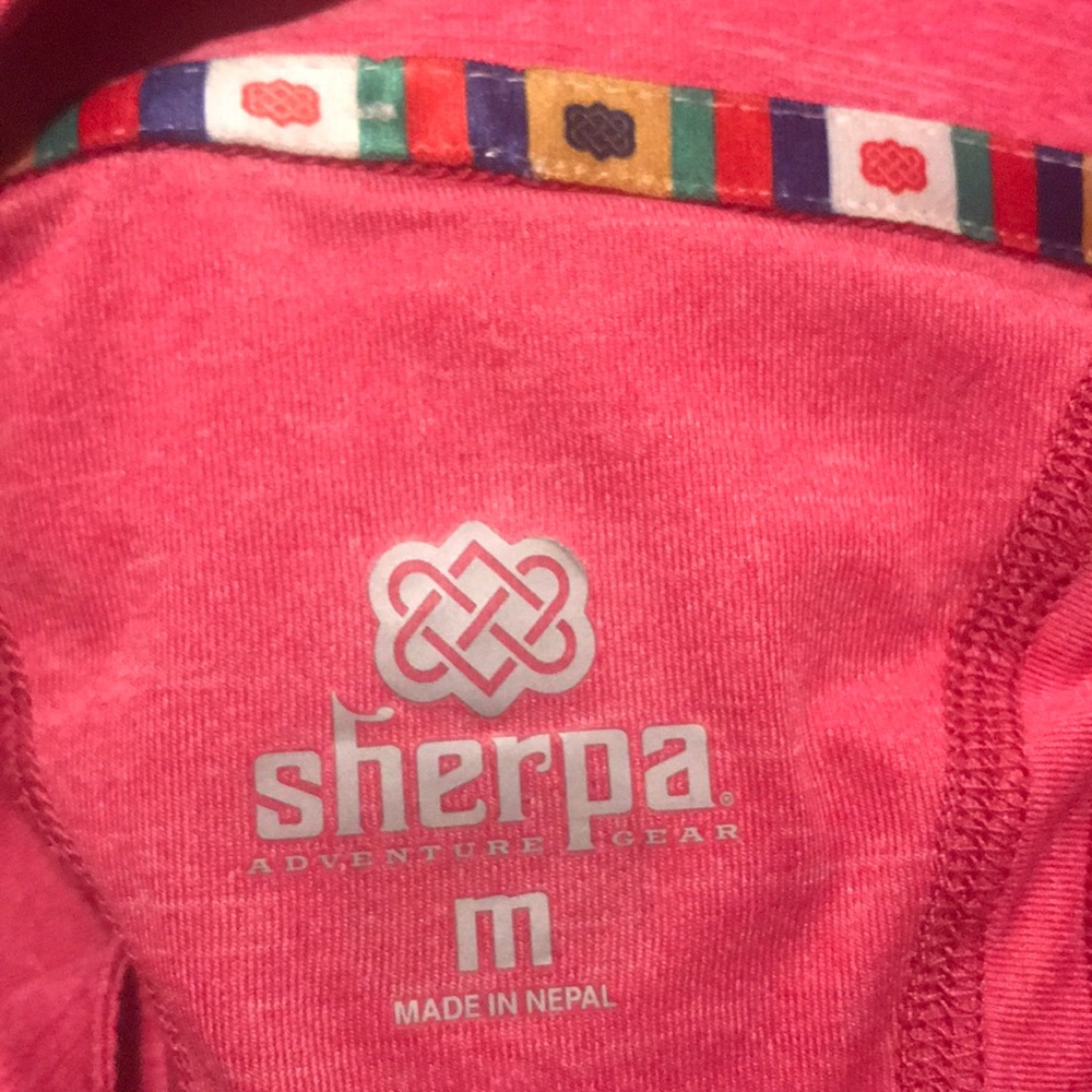 🇳🇵Sherpa Adventure Gear Long sleeve zip pullover